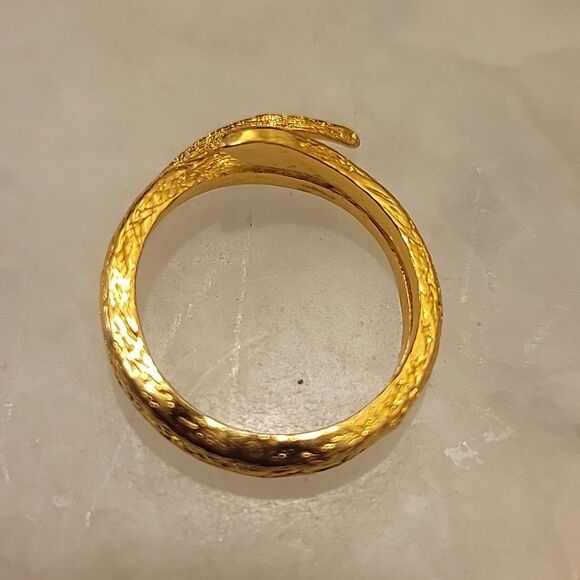 NWT Gorjana 18k Gold Snake Ring Boa Coil Wrap Serpent Dainty Thin Feminine Sz 6 - Picture 3 of 5